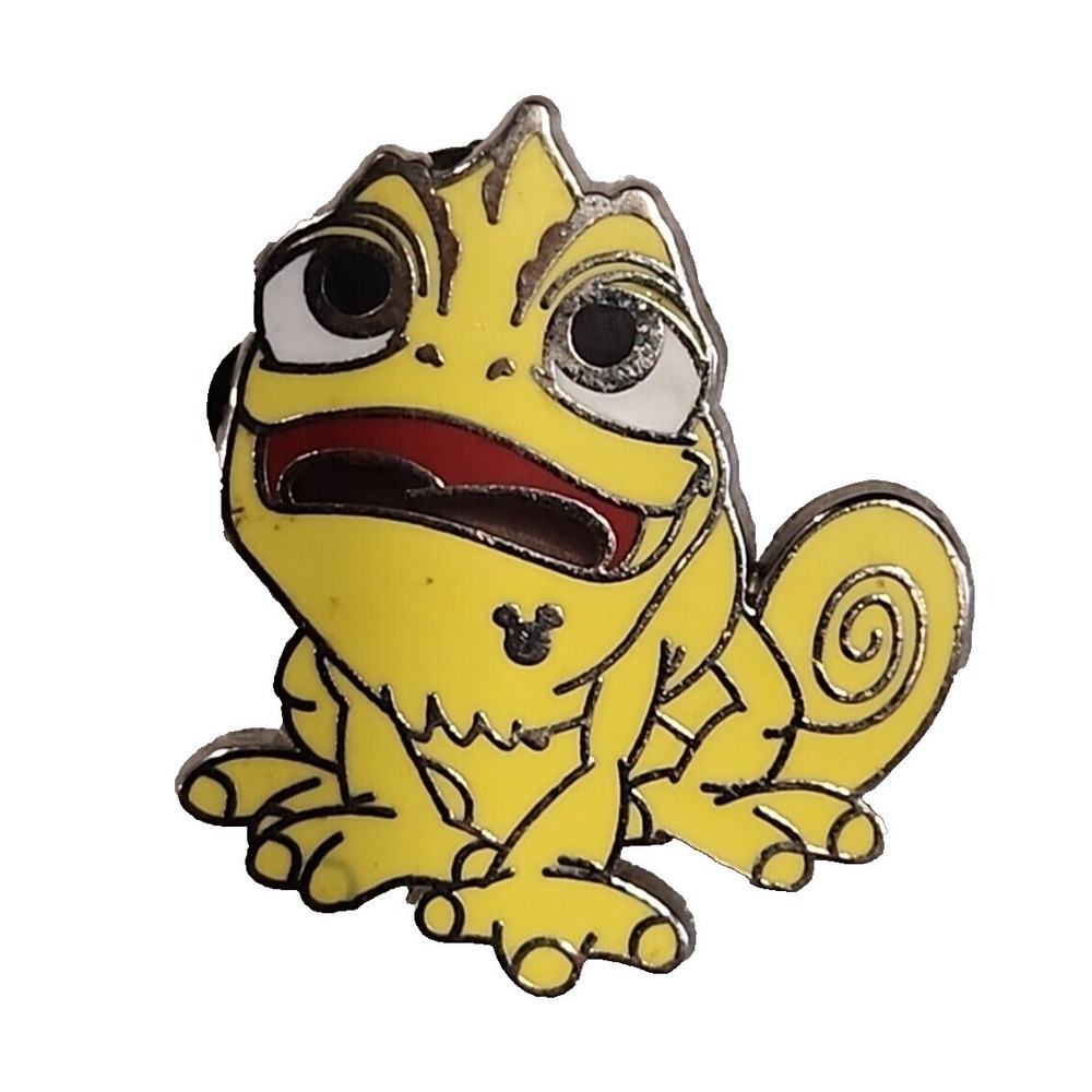 Disney Pin Tangled Pascal Yellow Chameleon Hidden Mickey Pin Trading 2014